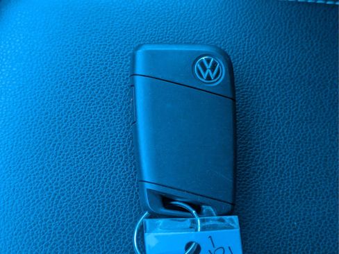 Used 2024 Volkswagen Tiguan SE AWD/4WD image 26