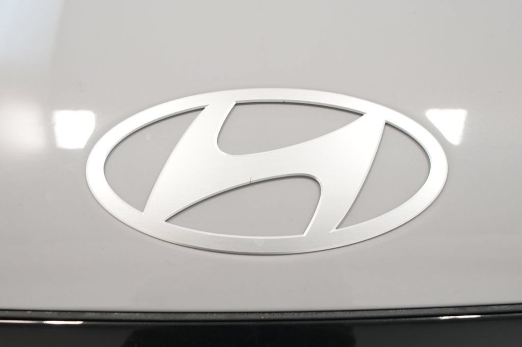 New 2026 Hyundai Kona Limited AWD/4WD image 14