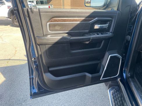 Used 2020 RAM 3500 Laramie image 17