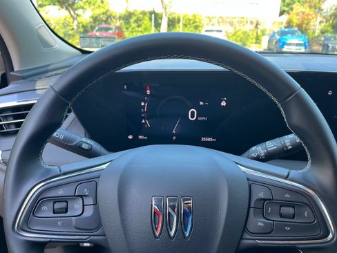 Used 2025 Buick Encore GX Preferred FWD image 26
