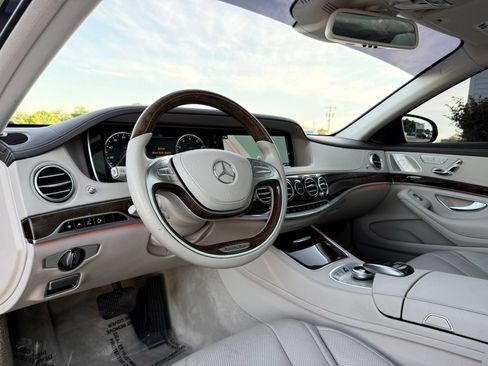 Used 2017 Mercedes-Benz S 550 4MATIC Sedan image 23
