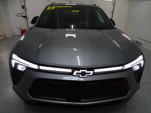 Certified 2025 Chevrolet Blazer EV RS AWD/4WD image 21
