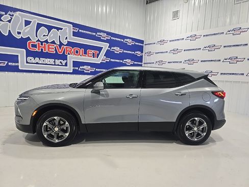 Used 2025 Chevrolet Blazer LT image 5