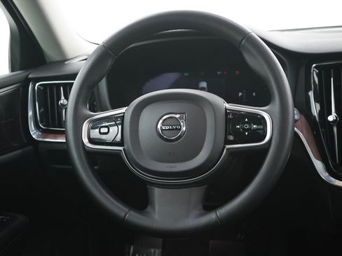 Used 2023 Volvo V60 B5 Cross Country Plus w/ Climate Package AWD/4WD image 18