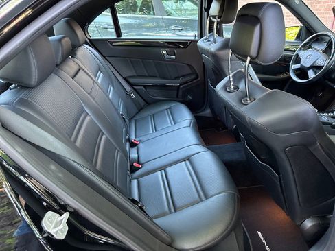 Used 2010 Mercedes-Benz E 63 AMG Sedan image 32