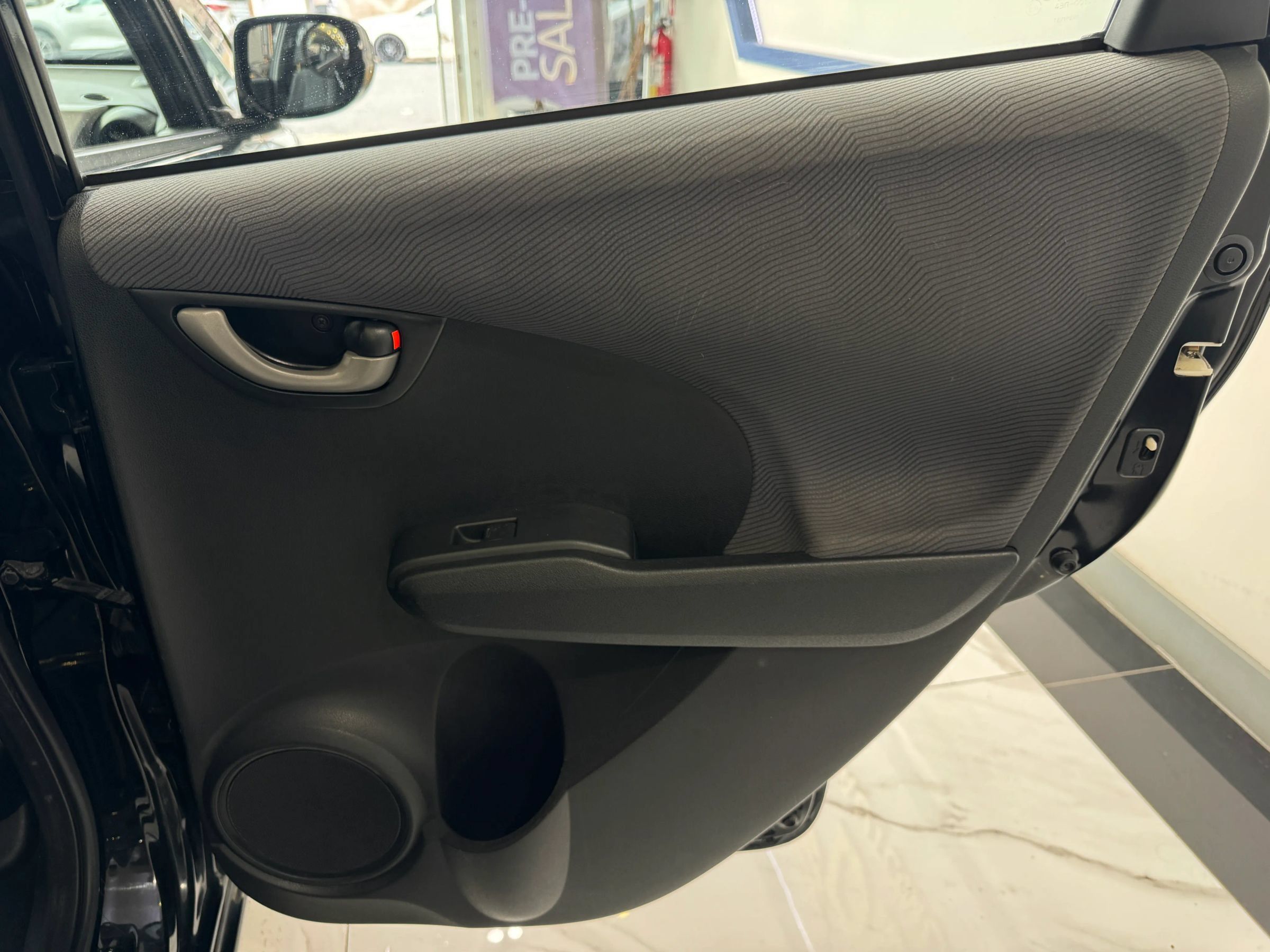 Used 2010 Honda Fit image 22