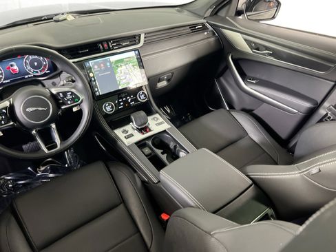 Used 2025 Jaguar F-PACE R-Dynamic S AWD/4WD image 24