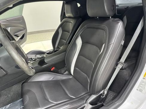 Used 2020 Chevrolet Camaro LT w/ 1LE Track Performance Package RWD image 14