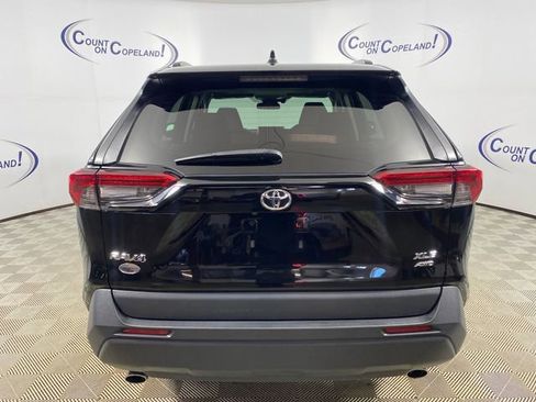 Certified 2023 Toyota RAV4 XLE w/ Convenience Package image 5