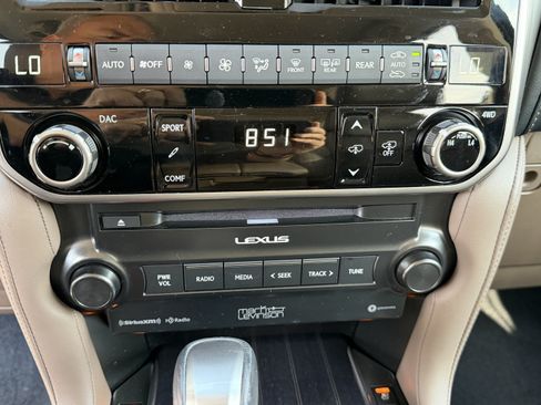Certified 2023 Lexus GX 460 Luxury w/ Accessory Package AWD/4WD image 64