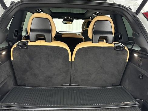 Used 2018 Volvo XC90 T6 Momentum w/ Convenience Package image 31
