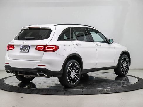 Used 2022 Mercedes-Benz GLC 300 image 4