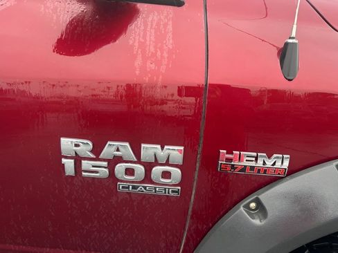 Used 2020 RAM 1500 Classic SLT AWD/4WD image 13