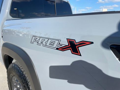 Used 2025 Nissan Frontier Pro-X w/ Tow Package RWD image 6