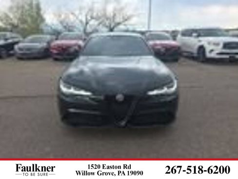 Used 2024 Alfa Romeo Giulia Veloce AWD/4WD image 1