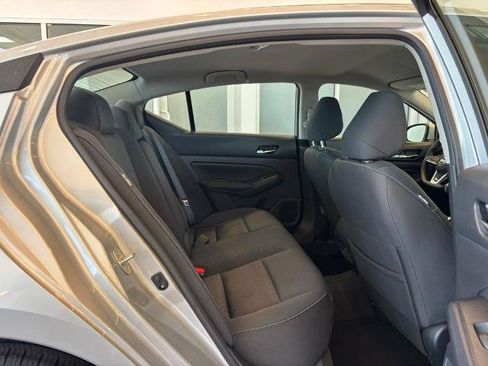 Certified 2022 Nissan Altima 2.5 SV FWD image 26