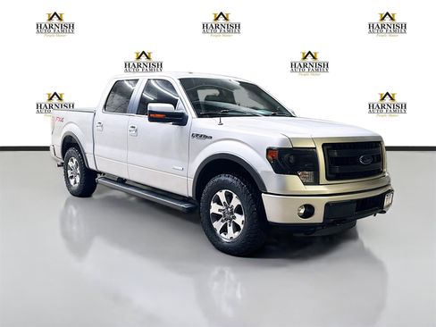 Used 2014 Ford F150 FX4 w/ Equipment Group 402A Luxury image 3