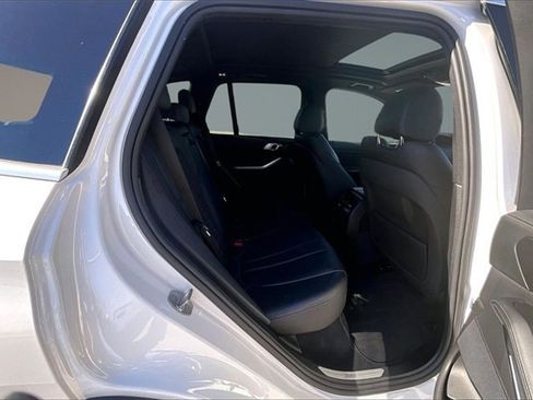 Used 2019 BMW X5 xDrive40i image 25