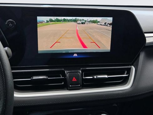 Used 2024 Chevrolet TrailBlazer LT FWD image 15