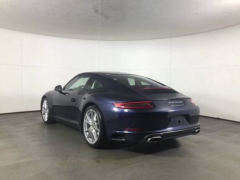 Used 2019 Porsche 911 Carrera RWD image 3