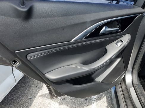 Used 2019 INFINITI QX30 Sport w/ Cargo Package image 16