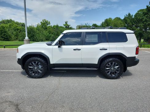 Used 2026 Toyota Land Cruiser w/ Premium Package AWD/4WD image 2