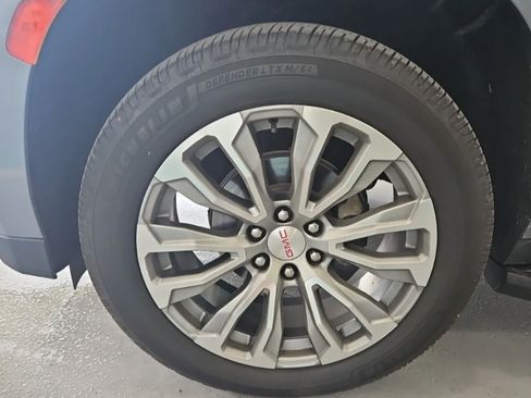 Used 2021 GMC Yukon XL Denali w/ Advanced Technology Package AWD/4WD image 20