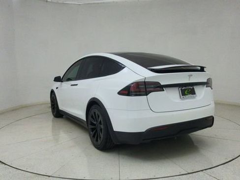 Used 2022 Tesla Model X Base image 70