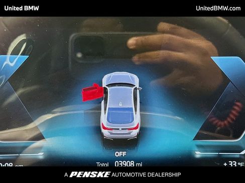 Used 2025 BMW i4 eDrive40 w/ Premium Package image 7