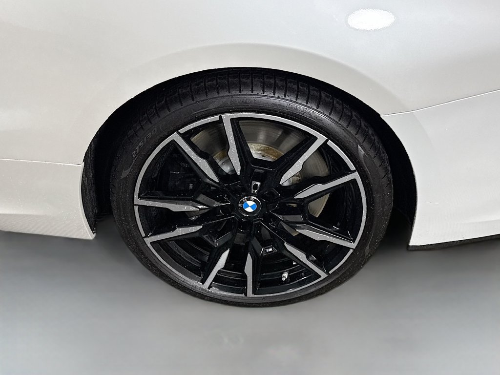 Used 2024 BMW M850i xDrive Coupe AWD/4WD image 33
