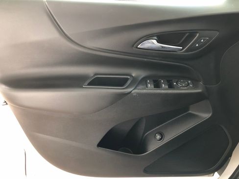 Used 2019 Chevrolet Equinox LT image 37
