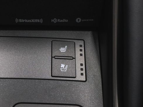 Used 2025 Lexus IS 350 F Sport w/ Navigation Package image 43