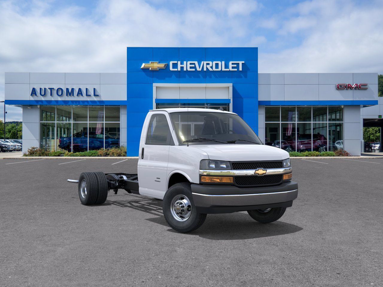 New 2026 Chevrolet Express 4500 w/ Power Convenience Package RWD image 1