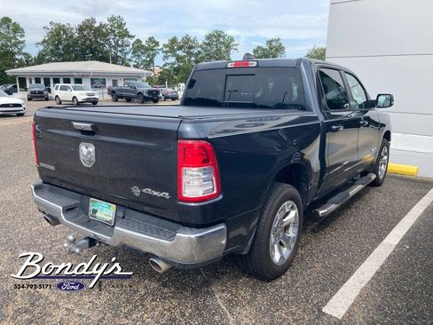 Used 2019 RAM 1500 Big Horn AWD/4WD image 4