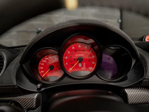 Used 2024 Porsche 718 Cayman GT4 RS RWD image 36
