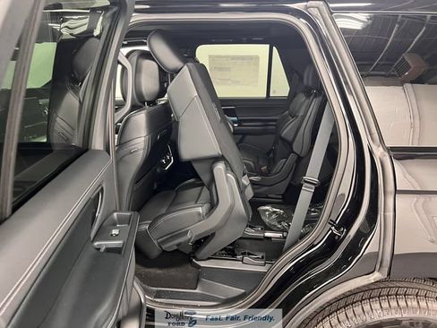New 2026 Ford Expedition Platinum w/ Stealth Appearance Package AWD/4WD image 37