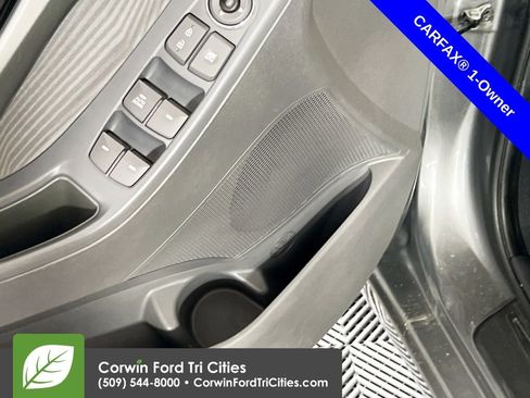 Used 2013 Hyundai Elantra GLS w/ Preferred Pkg FWD image 13