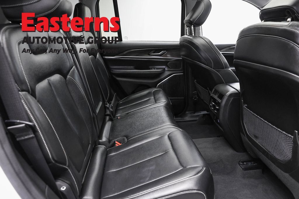 Used 2023 Jeep Grand Cherokee 4WD 4xe image 30