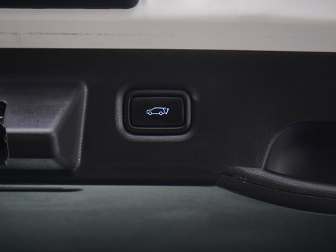 Certified 2024 Hyundai Ioniq 5 SEL AWD/4WD image 18