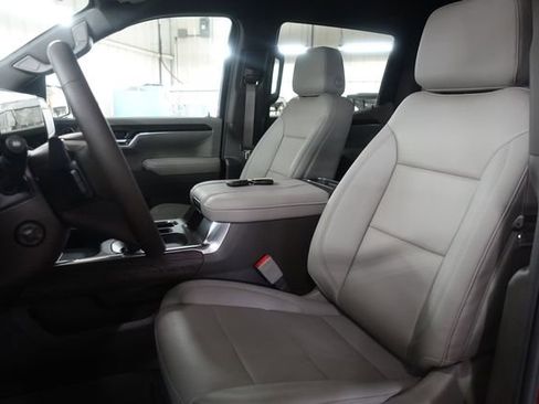 Used 2026 GMC Sierra 1500 SLT w/ SLT Premium Plus Package AWD/4WD image 11