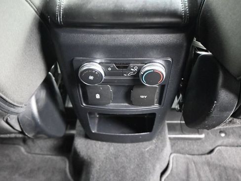 Used 2021 Ford Explorer XLT RWD image 15