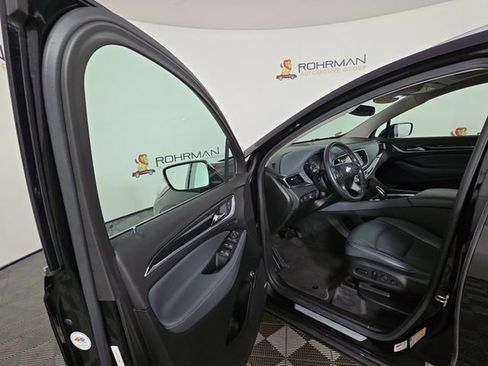 Used 2020 Buick Enclave Premium w/ Sun and Sites Package FWD image 18