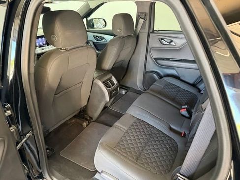 Used 2021 Chevrolet Blazer LT FWD image 25