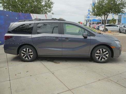 New 2026 Honda Odyssey EX-L image 4