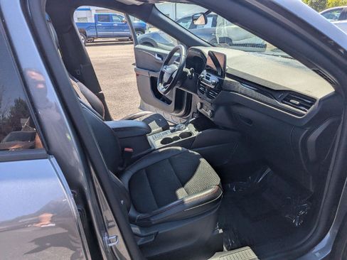 Used 2025 Ford Escape ST-Line Select AWD/4WD image 32