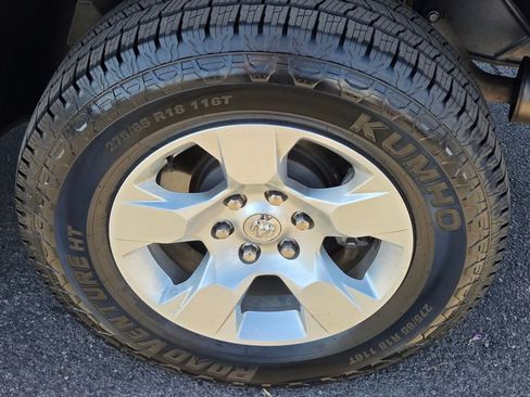 Used 2021 RAM 1500 Big Horn RWD image 11