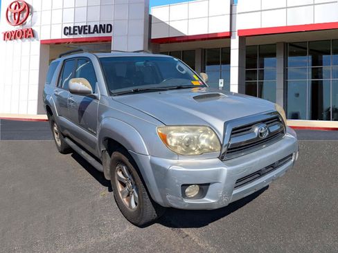 Used 2007 Toyota 4Runner SR5 RWD image 2