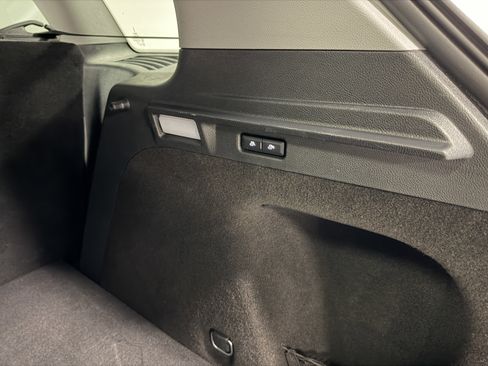 Used 2020 Lincoln Corsair Reserve w/ Equipment Group 201A image 30