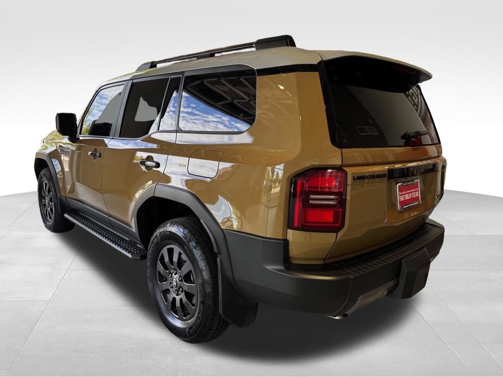 Certified 2025 Toyota Land Cruiser w/ Premium Package AWD/4WD image 5