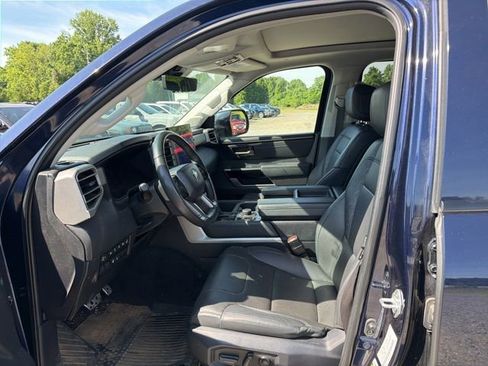 Used 2024 Toyota Tundra Limited w/ TRD Off-Road Package AWD/4WD image 11